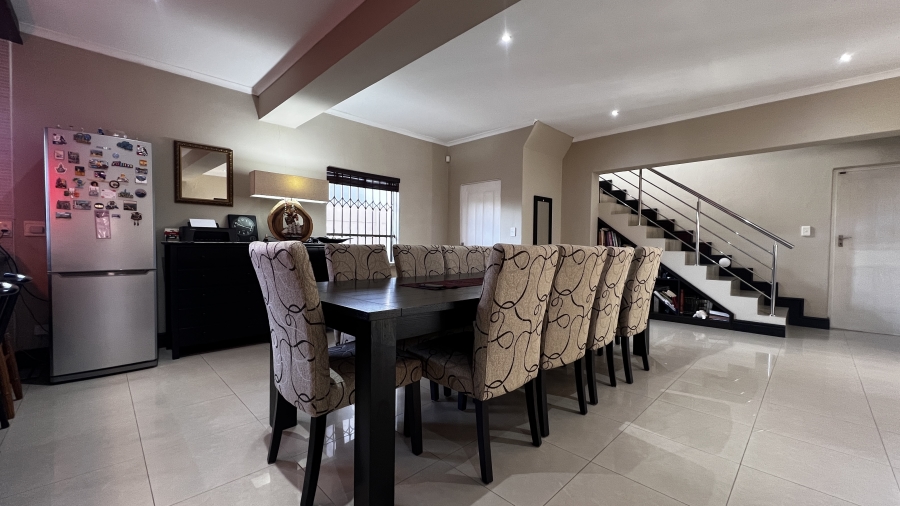 4 Bedroom Property for Sale in Parklands Western Cape